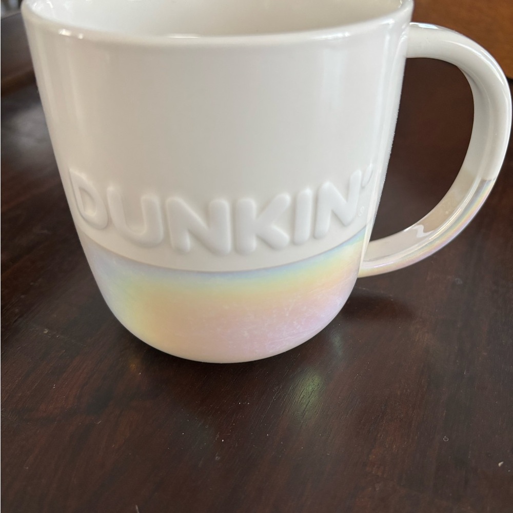Dunkin 2024 Iridescent Pearl Mug - Picture 3 of 5